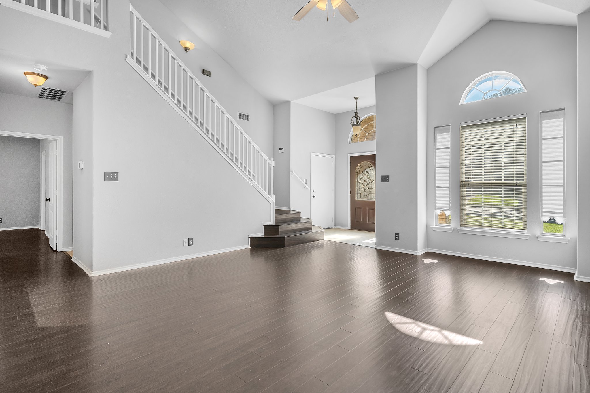 15862 Augusta Corner